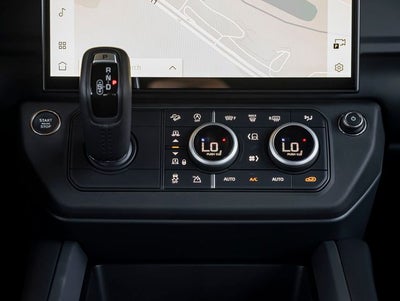 2026 Land Rover Defender 110 X-Dynamic SE