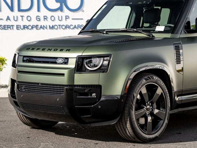 2026 Land Rover Defender 130 X-Dynamic SE