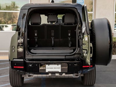 2026 Land Rover Defender 130 X-Dynamic SE