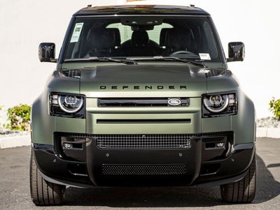 2026 Land Rover Defender 130 X-Dynamic SE