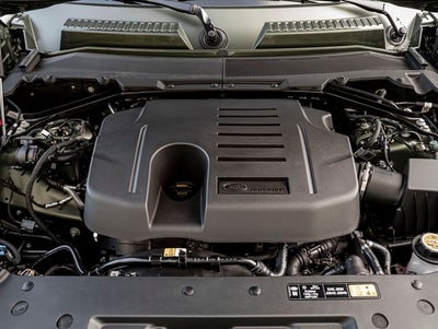 2026 Land Rover Defender 130 X-Dynamic SE
