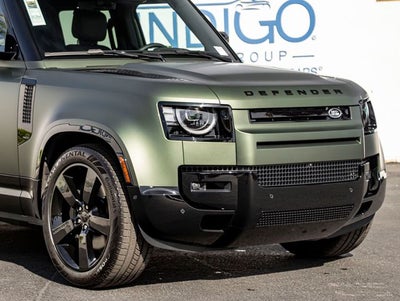 2026 Land Rover Defender 130 X-Dynamic SE