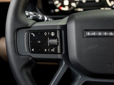 2026 Land Rover Defender 130 X-Dynamic SE