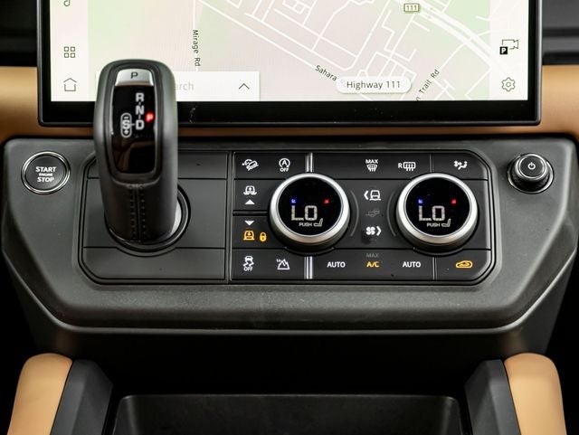 2026 Land Rover Defender 130 X-Dynamic SE
