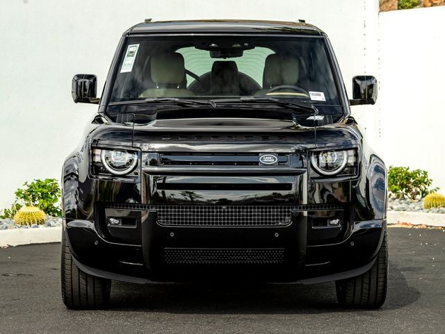 2026 Land Rover Defender 130 X-Dynamic SE