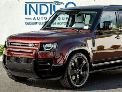 2026 Land Rover Defender 130 X-Dynamic SE