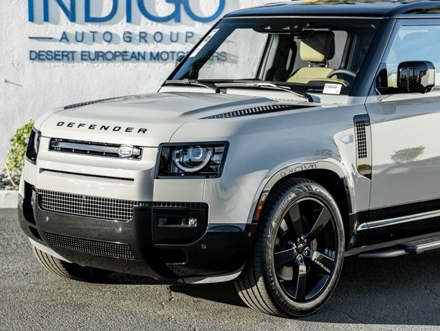 2026 Land Rover Defender 130 X-Dynamic SE