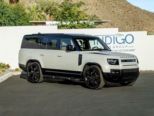 2026 Land Rover Defender 130 X-Dynamic SE
