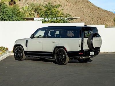 2026 Land Rover Defender 130 X-Dynamic SE