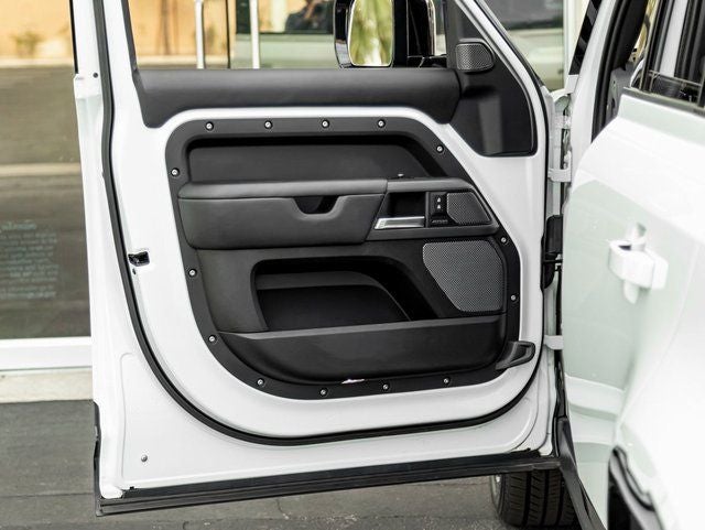 2021 Land Rover Defender 110 X-Dynamic HSE