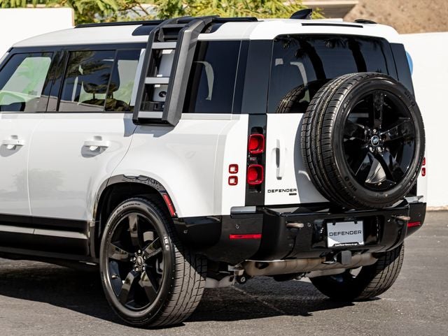 2022 Land Rover Defender 110 X-Dynamic HSE