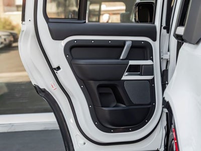 2022 Land Rover Defender 110 X-Dynamic HSE