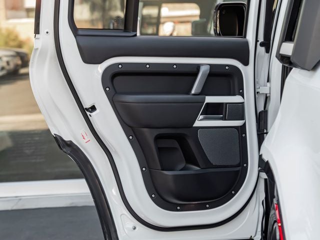 2022 Land Rover Defender 110 X-Dynamic HSE