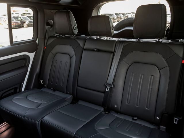 2022 Land Rover Defender 110 X-Dynamic HSE