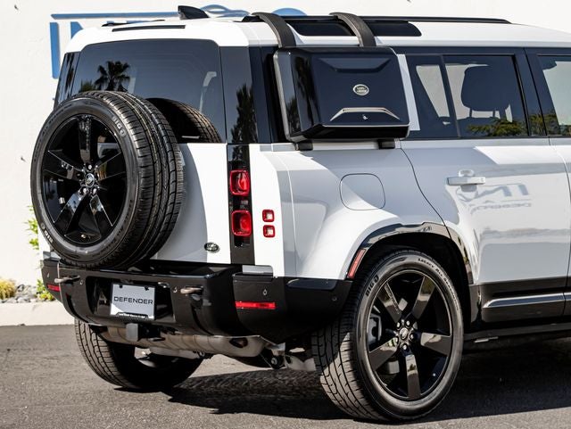 2022 Land Rover Defender 110 X-Dynamic HSE