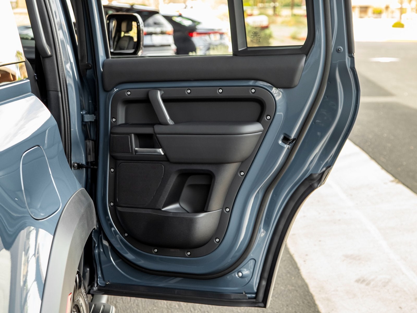 2025 Land Rover Defender 110 S