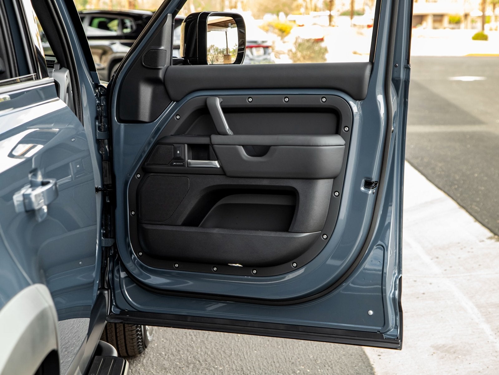 2025 Land Rover Defender 110 S