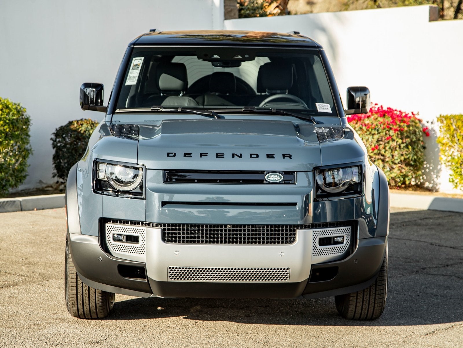 2025 Land Rover Defender 110 S