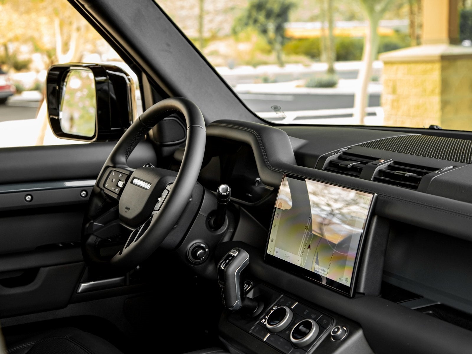 2025 Land Rover Defender 110 S