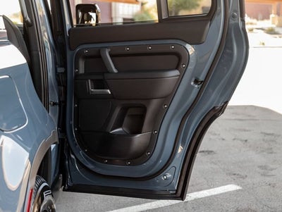 2025 Land Rover Defender 110 S