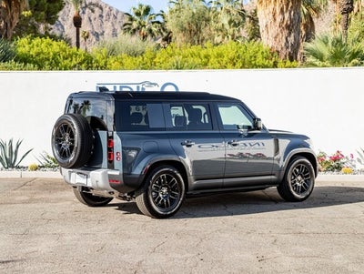 2025 Land Rover Defender 110 S