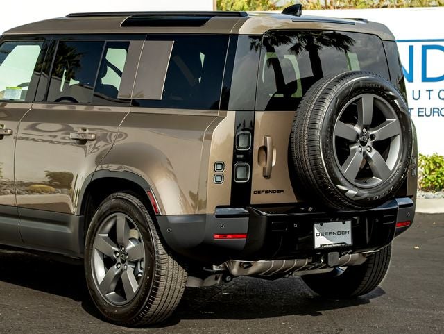 2026 Land Rover Defender 110 S
