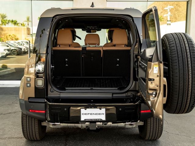 2026 Land Rover Defender 110 S