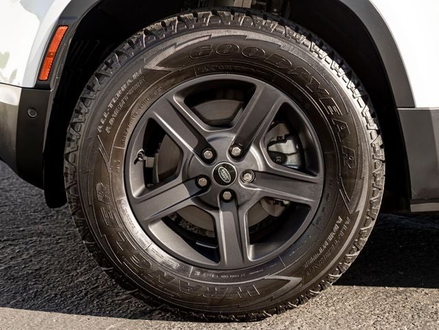 2023 Land Rover Defender 110 S