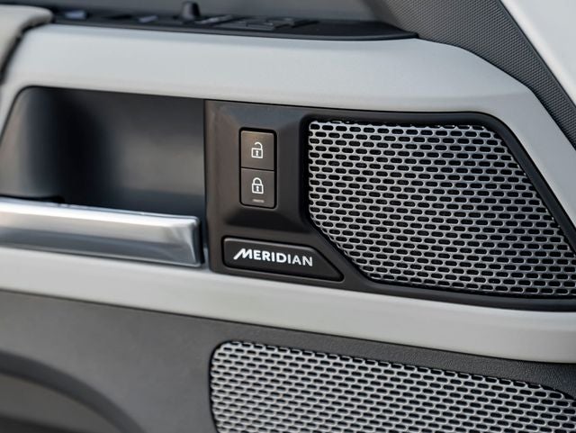 2023 Land Rover Defender 110 S