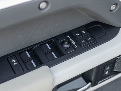 2023 Land Rover Defender 110 S