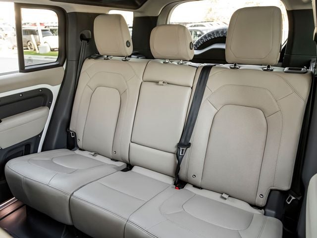 2023 Land Rover Defender 110 S