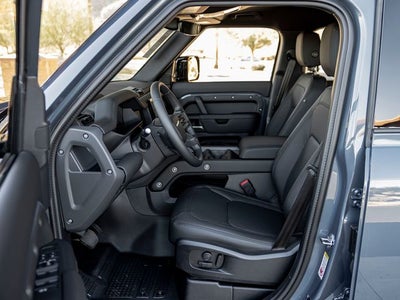 2025 Land Rover Defender 110 S