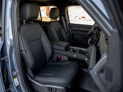 2025 Land Rover Defender 110 S