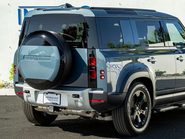 2025 Land Rover Defender 110 S
