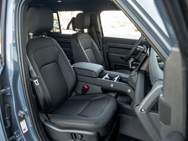 2026 Land Rover Defender 110 S