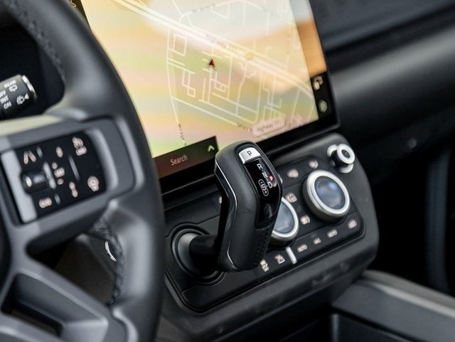 2026 Land Rover Defender 110 S