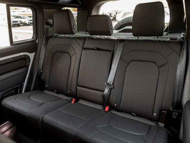 2026 Land Rover Defender 110 S