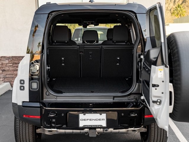 2026 Land Rover Defender 110 S