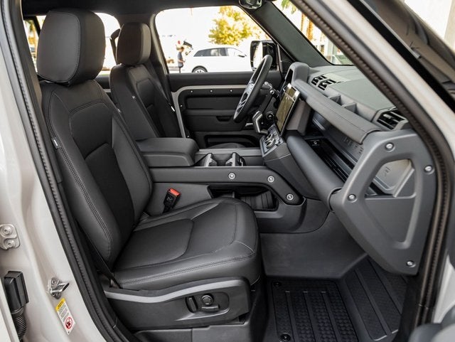 2026 Land Rover Defender 110 S