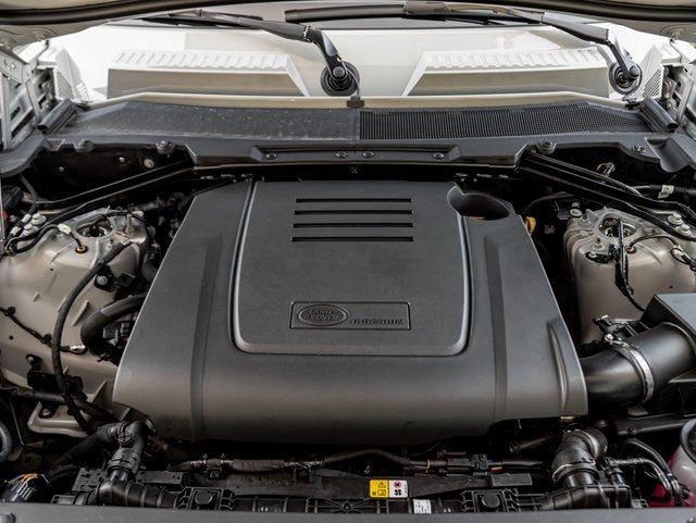 2026 Land Rover Defender 110 S