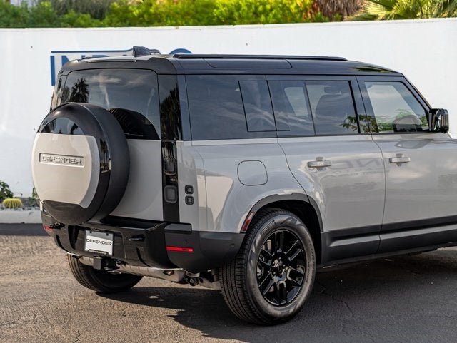 2026 Land Rover Defender 110 S