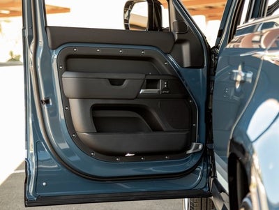 2025 Land Rover Defender 110 S