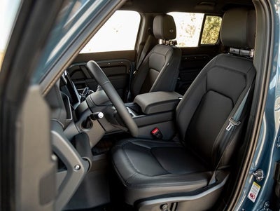 2025 Land Rover Defender 110 S