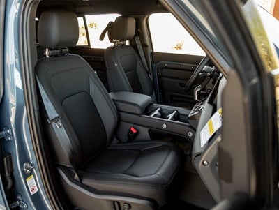 2025 Land Rover Defender 110 S