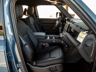 2025 Land Rover Defender 110 S