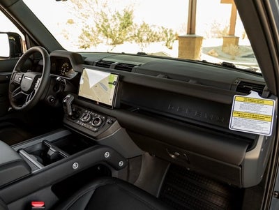 2025 Land Rover Defender 110 S