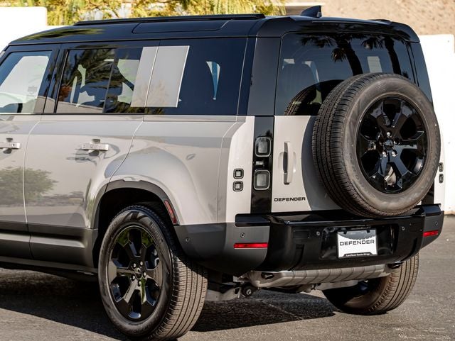 2026 Land Rover Defender 110 S
