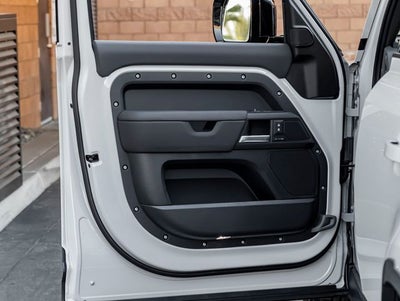 2026 Land Rover Defender 110 S