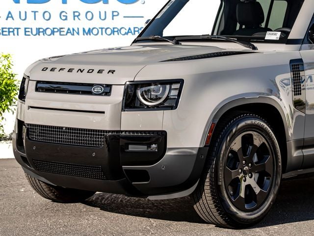 2026 Land Rover Defender 110 S