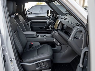 2026 Land Rover Defender 110 S
